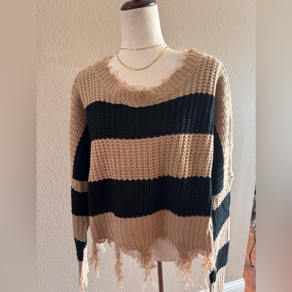 Striped distressed sweater in taupe and black - Picture 6 of 10